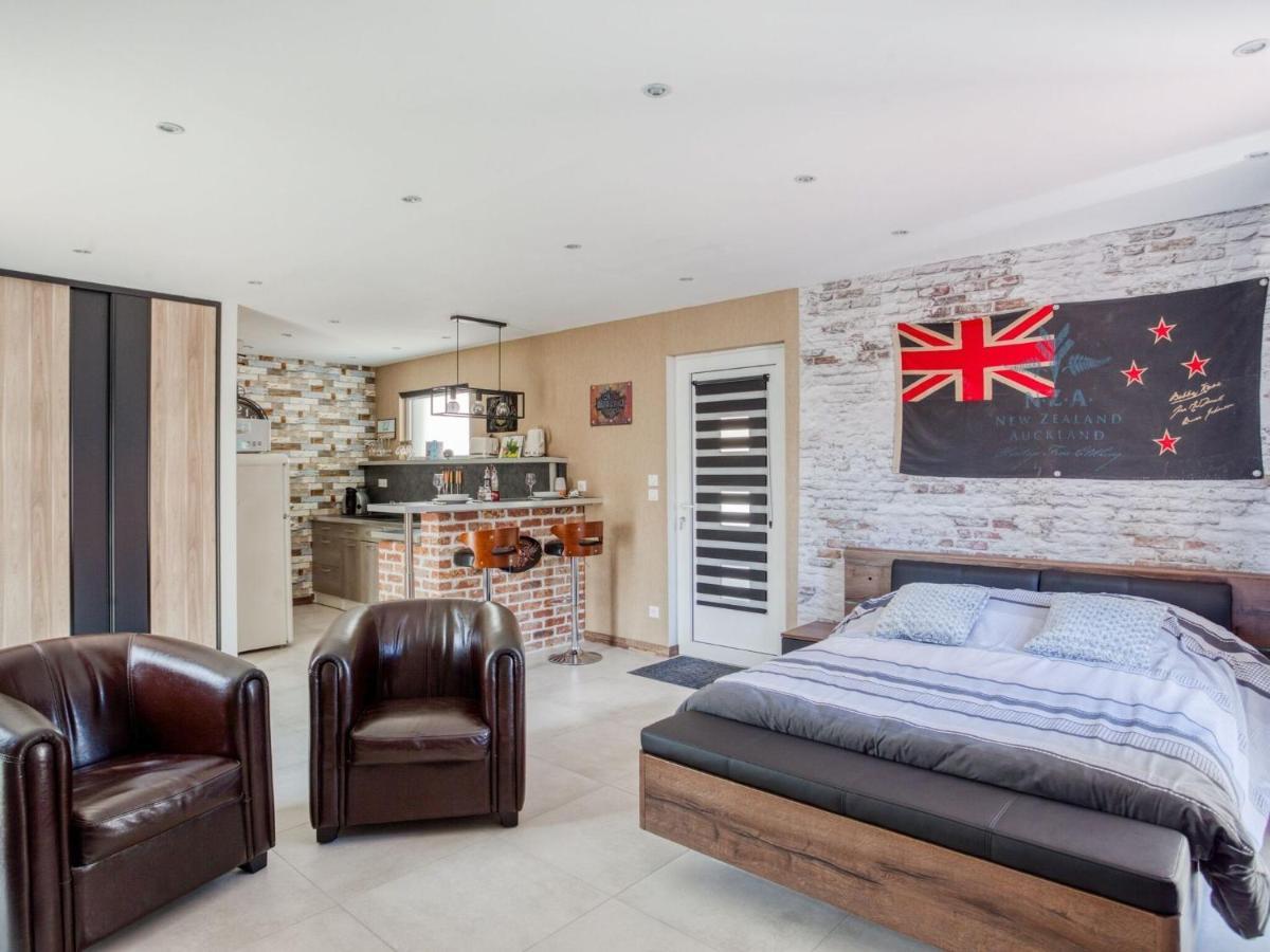 Cosy Apartment In Eperlecques With Fireplace المظهر الخارجي الصورة