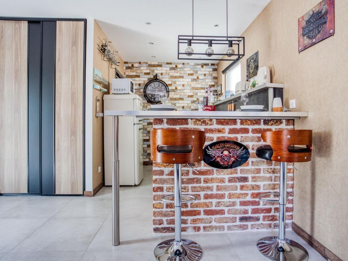 Cosy Apartment In Eperlecques With Fireplace الغرفة الصورة