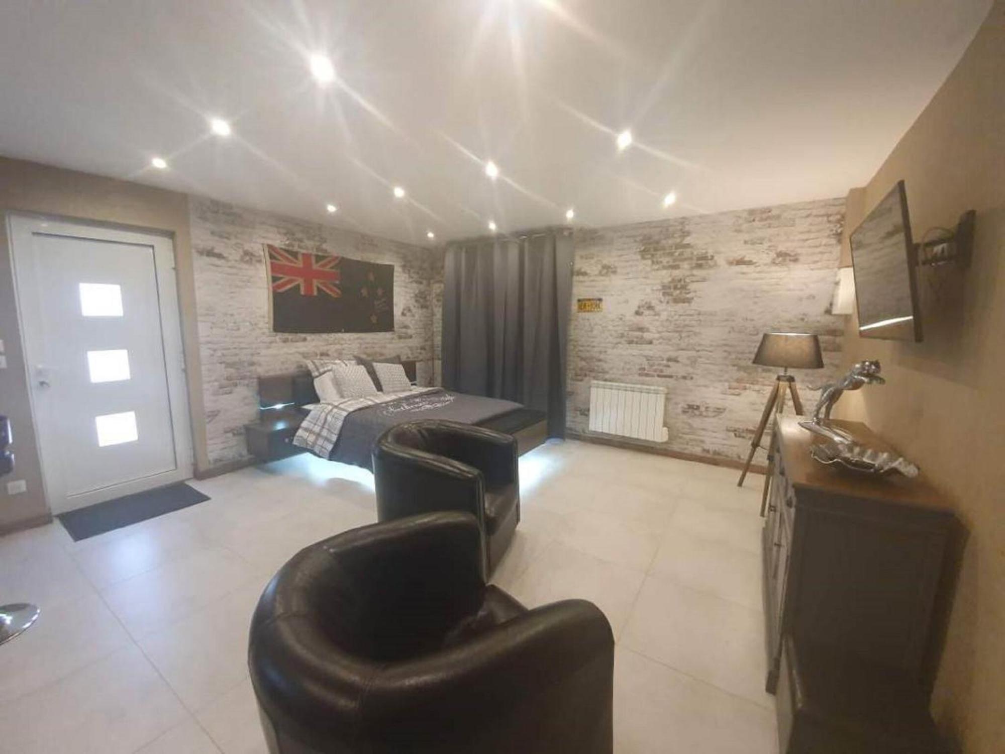 Cosy Apartment In Eperlecques With Fireplace المظهر الخارجي الصورة